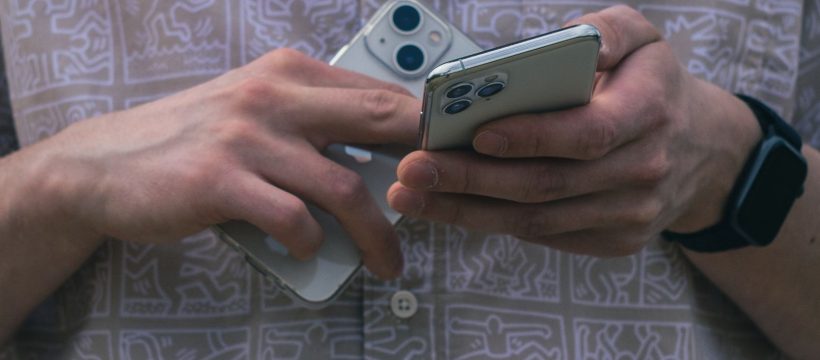 iPhone Duo pre-orders